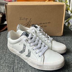 NIB vintage Havana size 7 levels low top